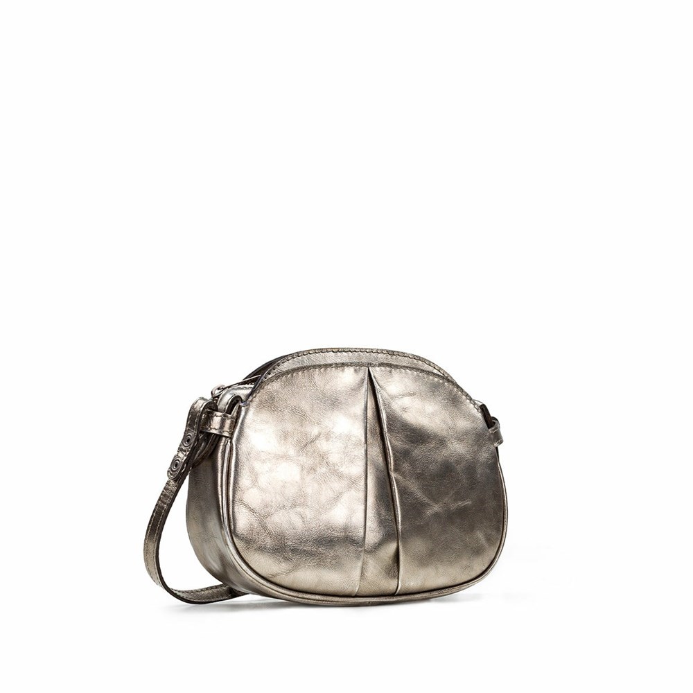 Patricia Nash Chelsey Chainlink Embossed Leather Crossbody Bag